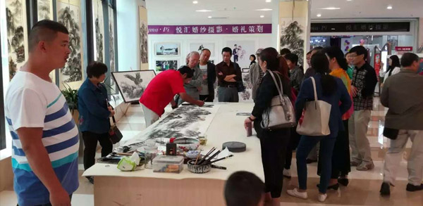 《丹青有情》刘振武国画展现场